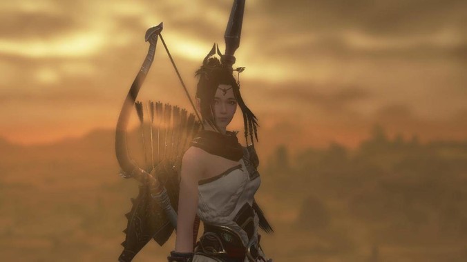 火车上有女生让你帮她放一个26寸的行李箱到行李架上，你会帮忙吗？